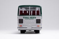 S 150 Reisebus, SCHULZ REISEN, Neue Türbeschriftung