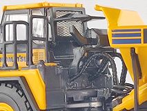 Komatsu HM 400-5 Knicklenker-Muldenkipper Komatsu HM 400-5 Knicklenker-Muldenkipper