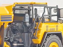 Komatsu HM 400-5 Knicklenker-Muldenkipper Komatsu HM 400-5 Knicklenker-Muldenkipper